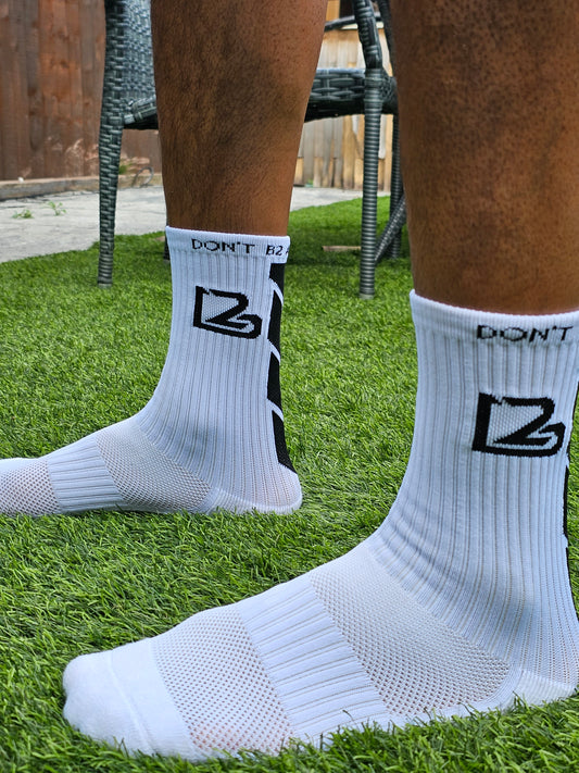 BTWO grip socks